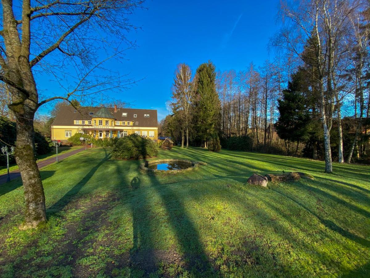 Hotel Sanssouci Bad Fallingbostel Exteriör bild